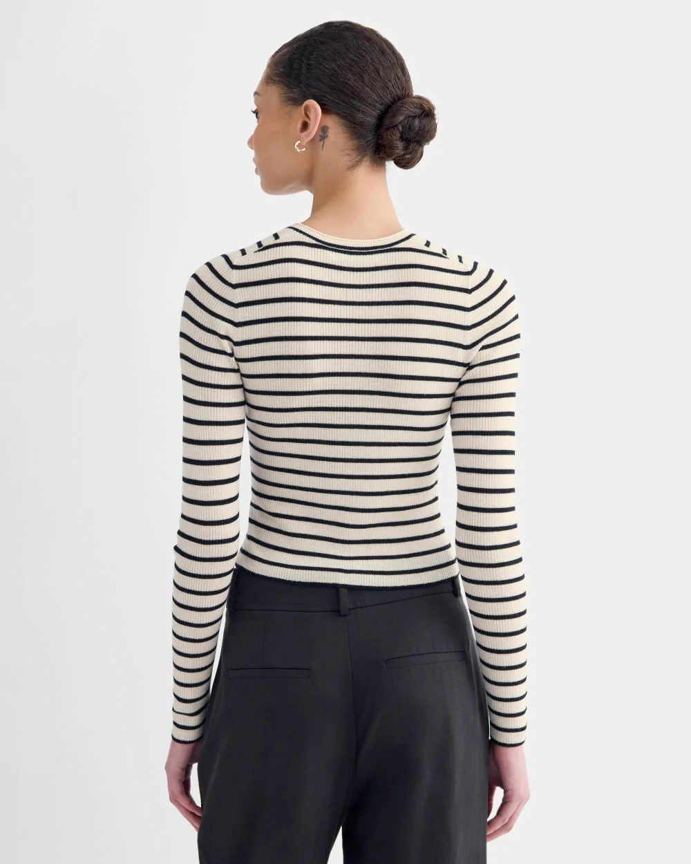 The Cropped Crew Top in Ultrafine Merino | Parchment / Black - Image 5