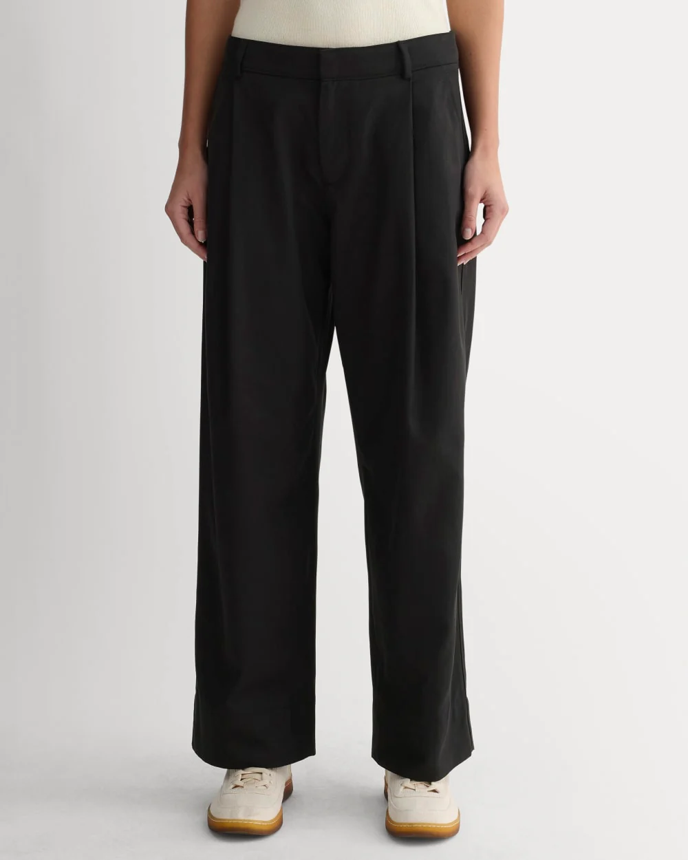 The Low-Rise Chino | Black - Image 3