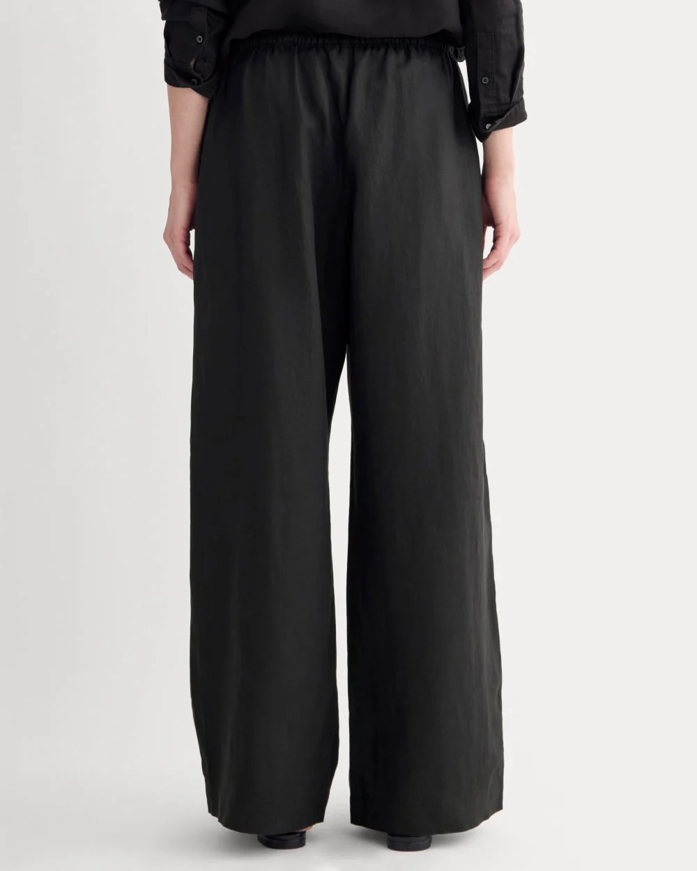 The Drawstring Pant in Linen | Black - Image 5