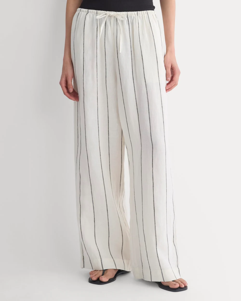 The Drawstring Pant in Linen | Gardenia/Meteorite - Image 3