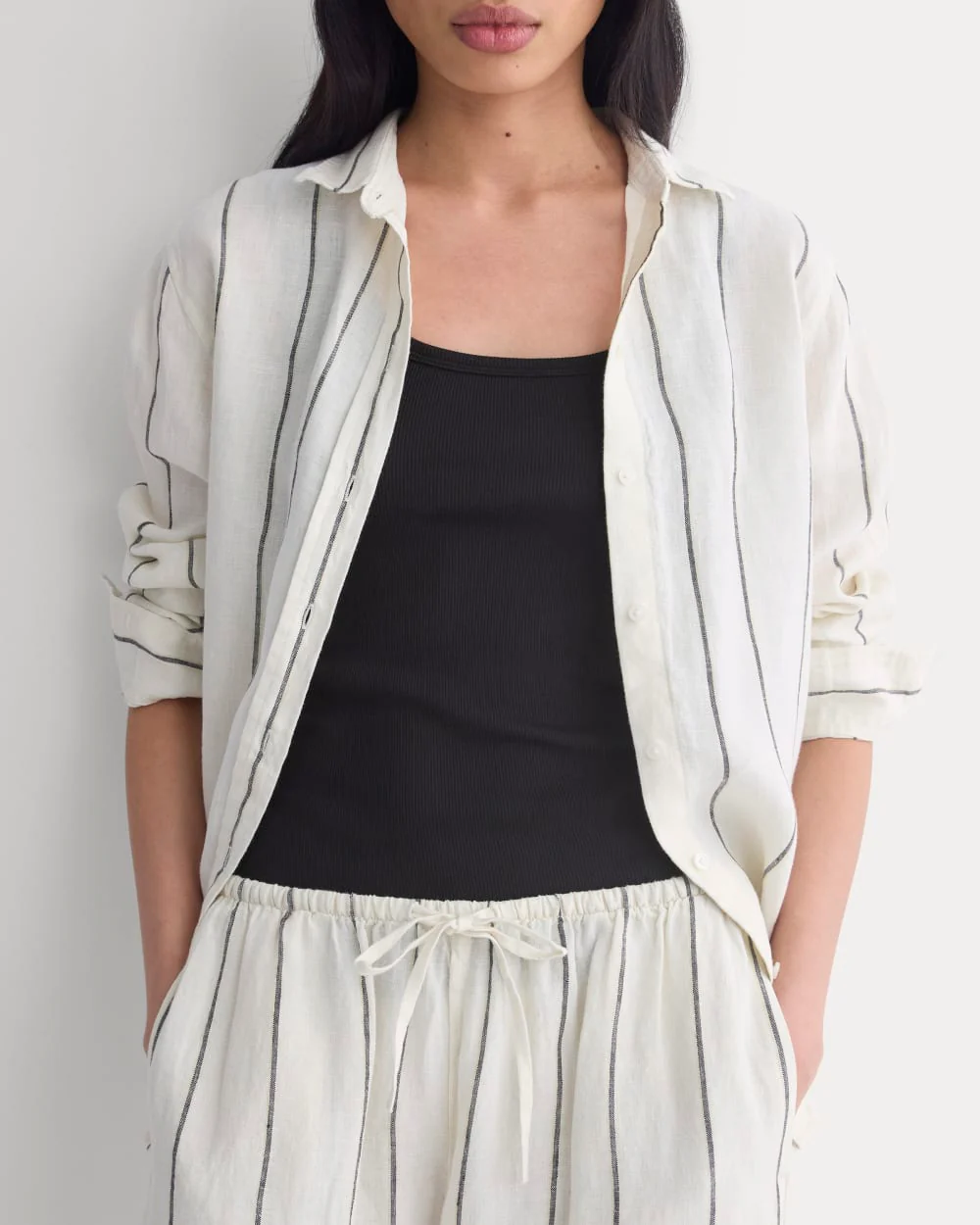 The Drawstring Pant in Linen | Gardenia/Meteorite - Image 4