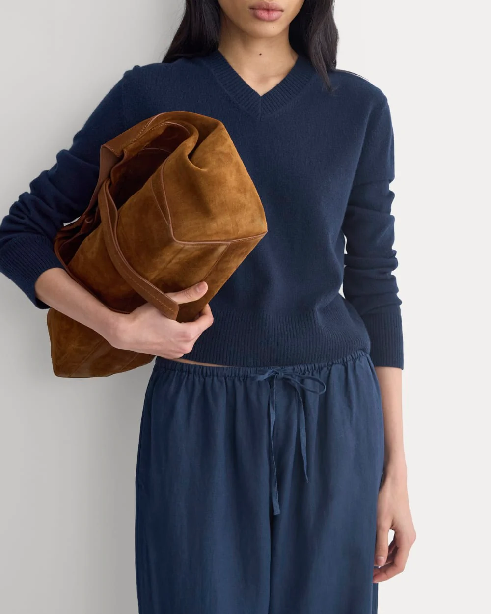 The Drawstring Pant in Linen | Navy - Image 4