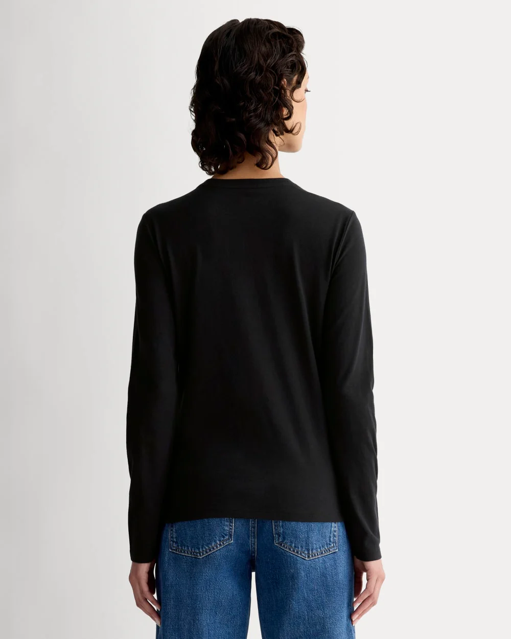 The Slim Long-Sleeve Crew in Essential Cotton | Black - Image 4