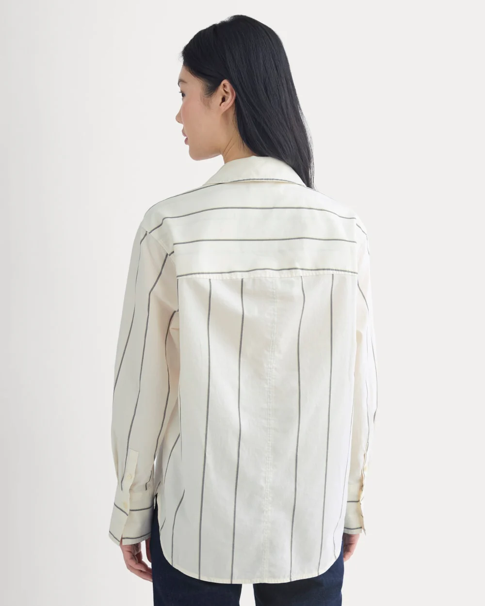 Everyday Shirt in Silky Cotton | Gardenia/Meteorite - Image 6