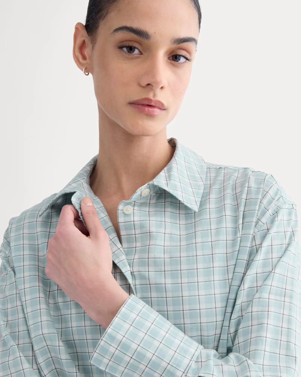 Everyday Shirt in Silky Cotton | Gray Mist - Image 4