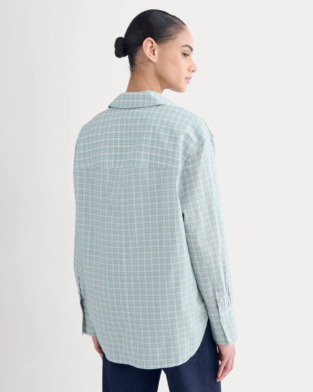 Everyday Shirt in Silky Cotton | Gray Mist - Image 5