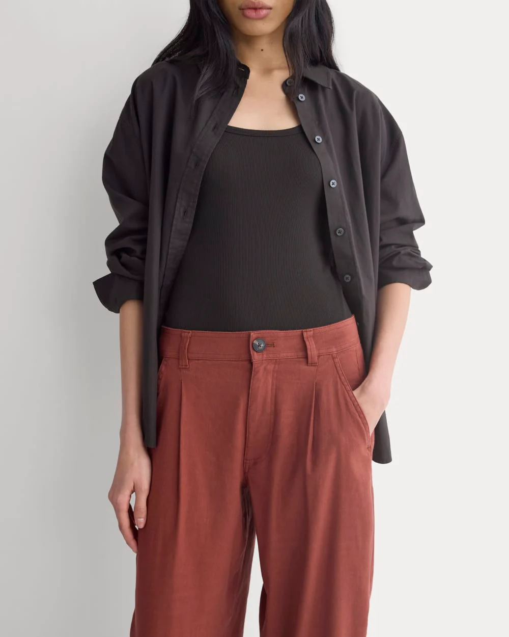 The Everywhere Pant in Stretch Linen | Henna Red - Image 4