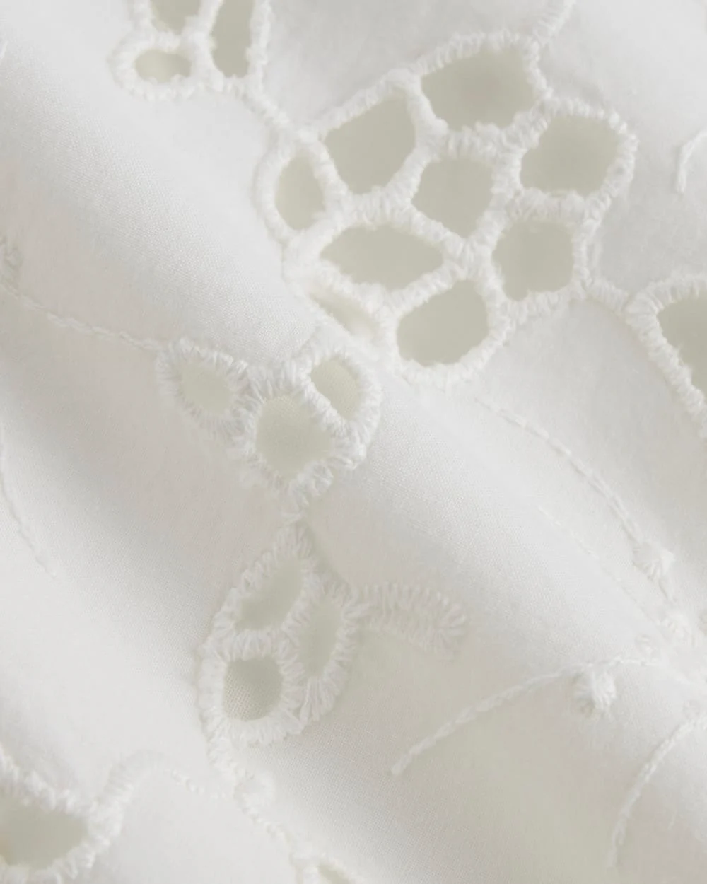 The Eyelet Pull-On Short | Bone - Image 6