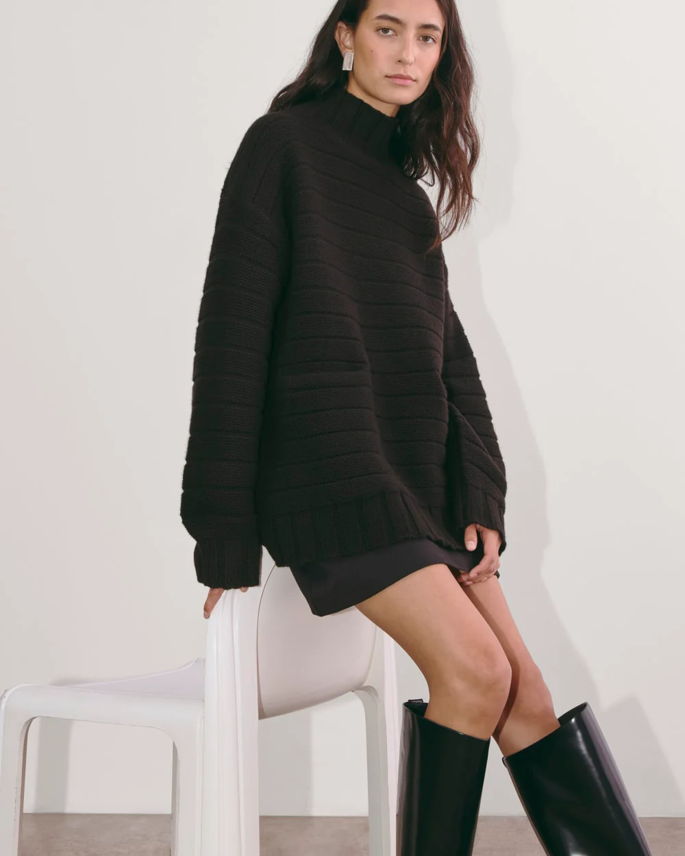 The Oversized Turtleneck in Luxe Merino | Black - Image 4