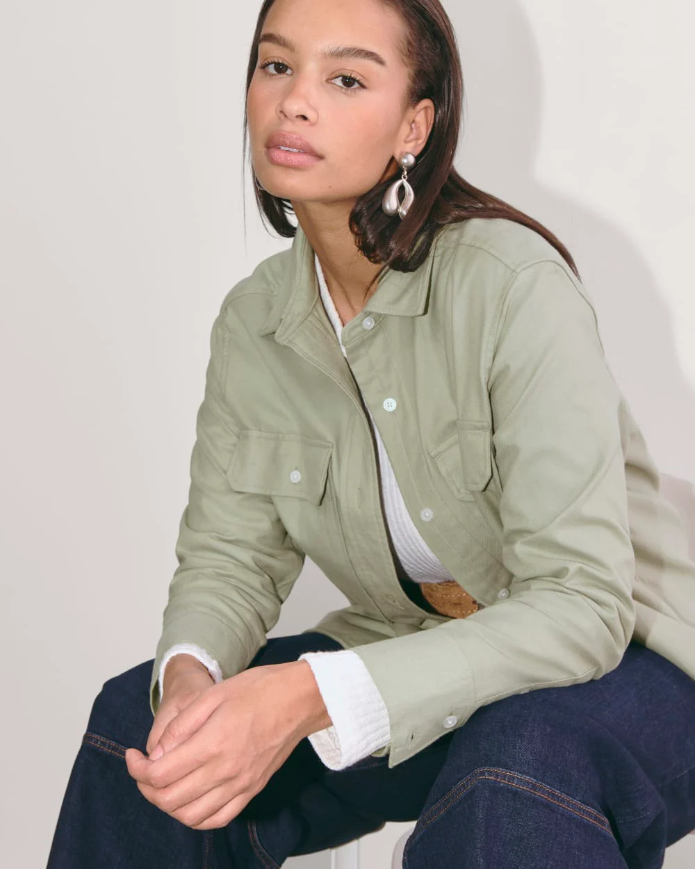 The Boyfriend Shirt in Flannel | Seagrass - Image 2