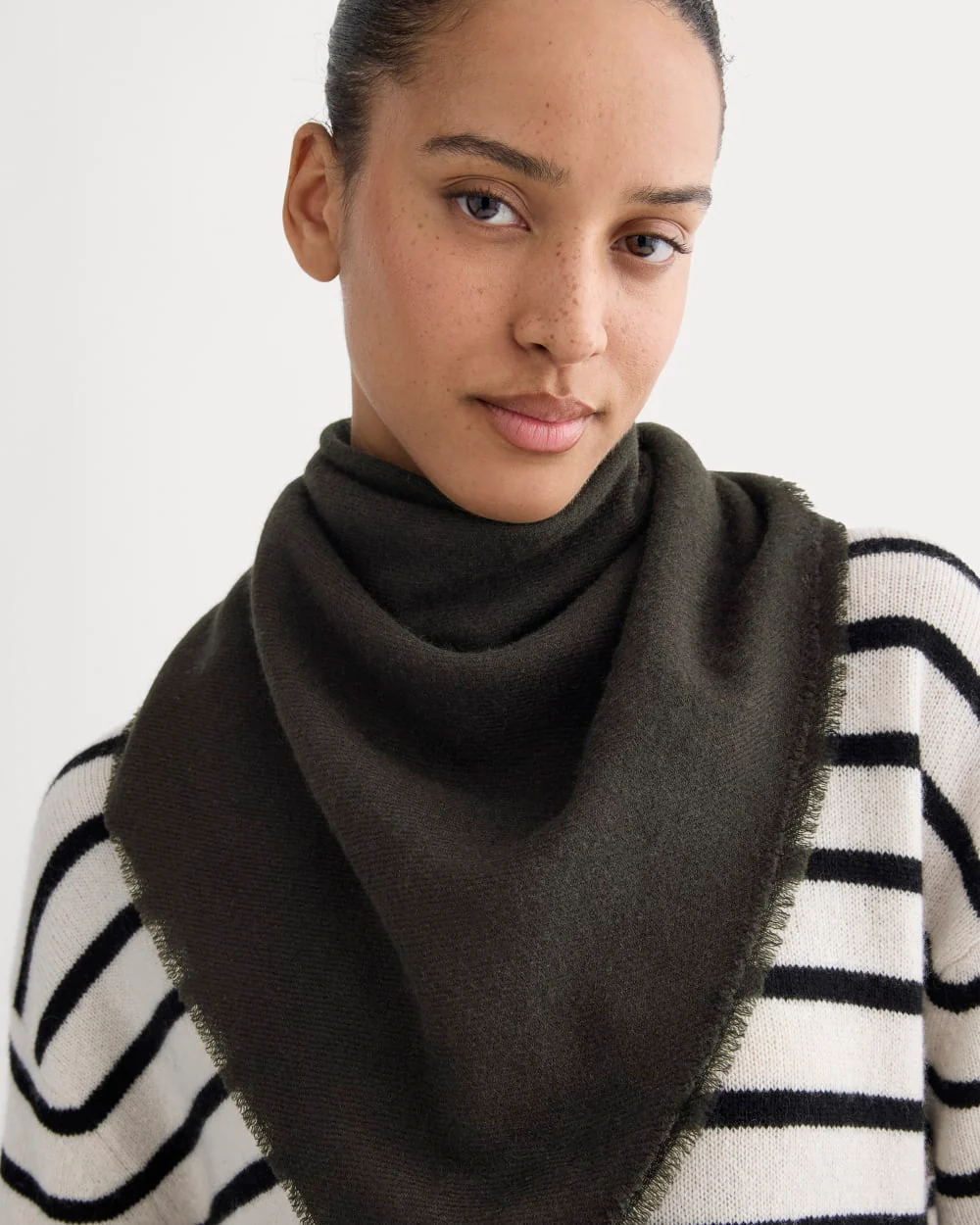 The Feather Cashmere Bandana | Black - Image 3