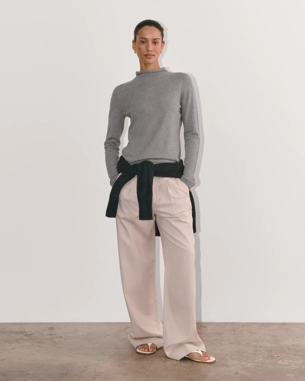 The Funnel Neck in Cotton Cashmere | Heather Charcoal - Image 4