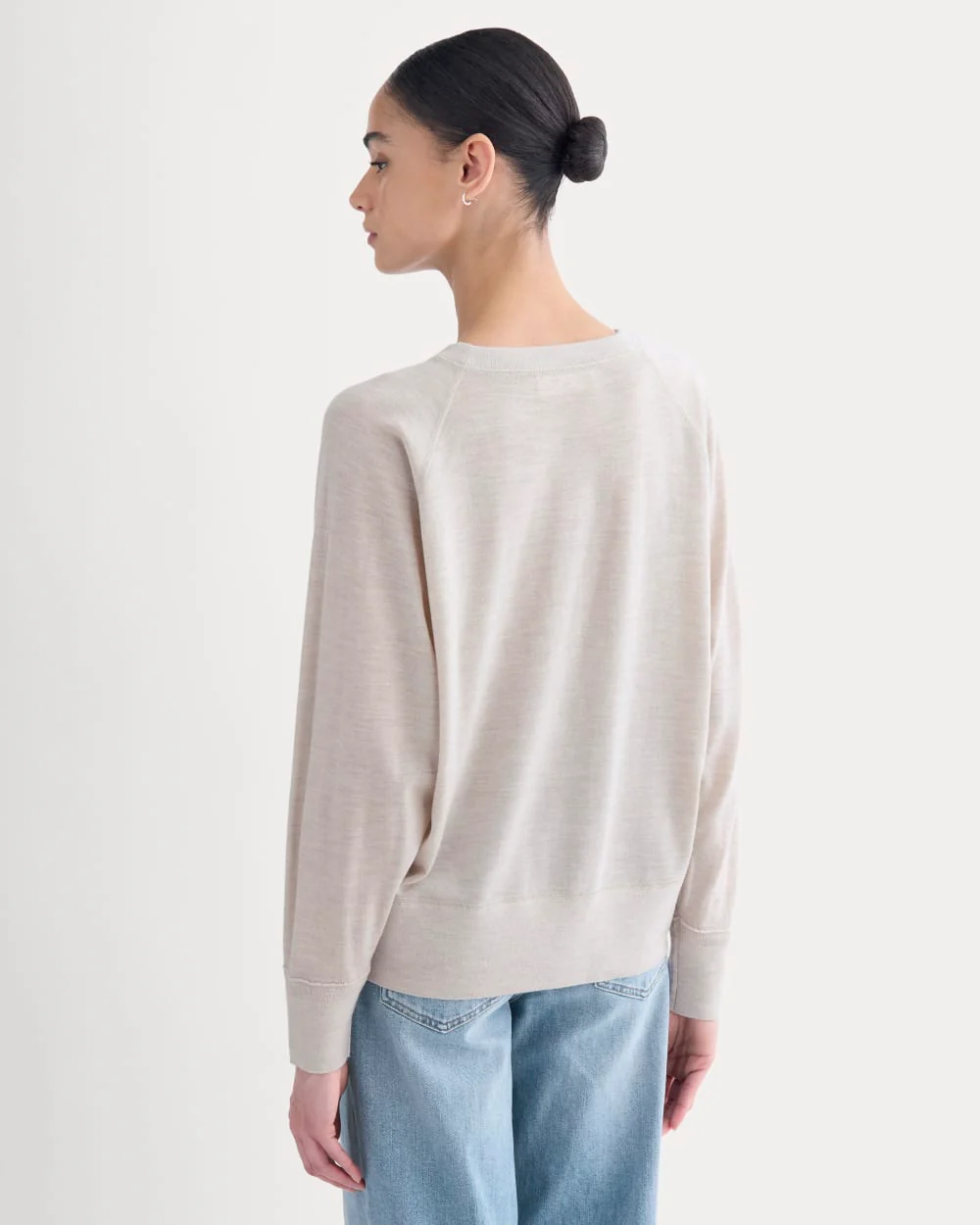 Raglan Sweater in Ultrasoft Merino | Heathered Oat - Image 5