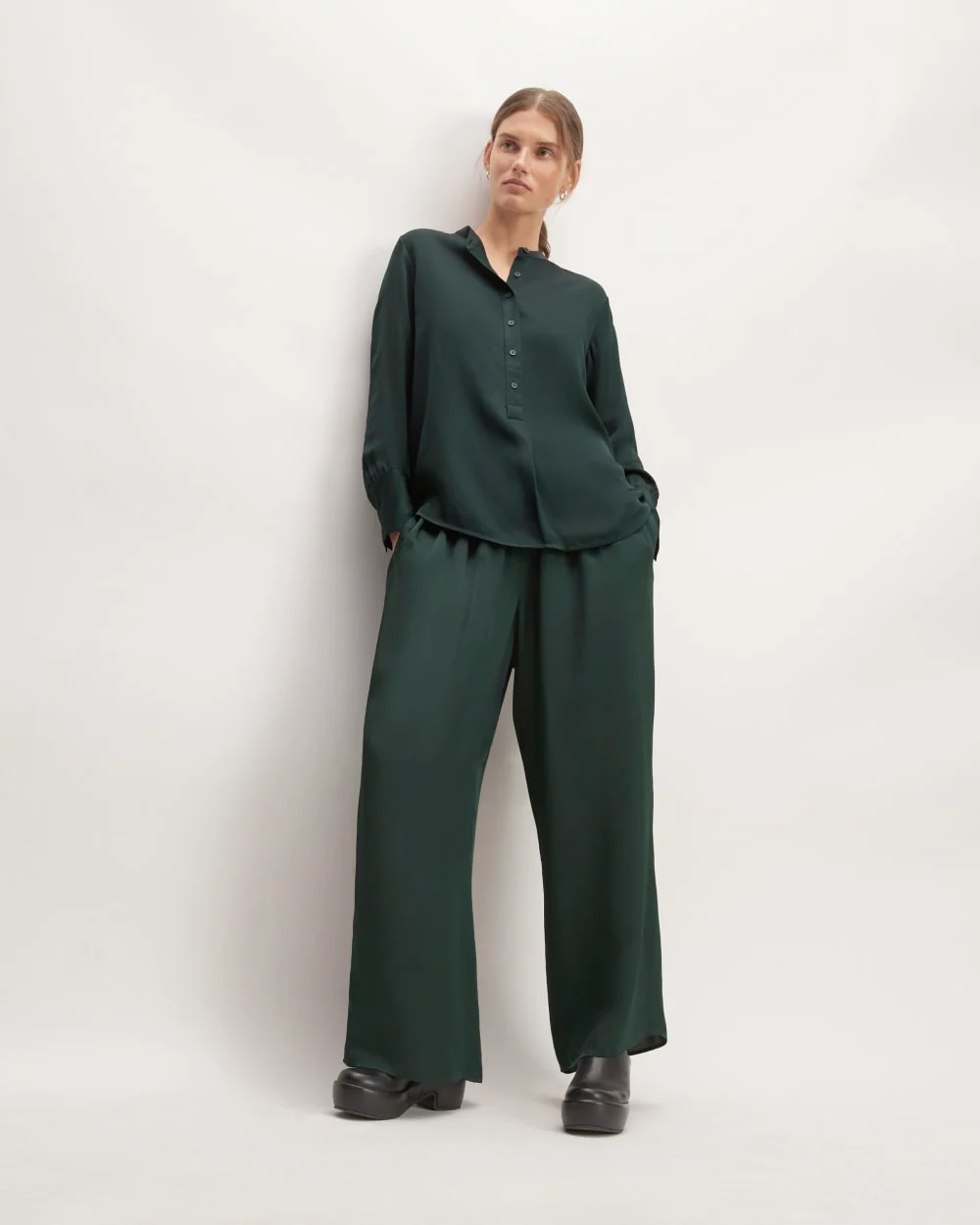 The Hammered Satin Popover Shirt | Scarab - Image 3