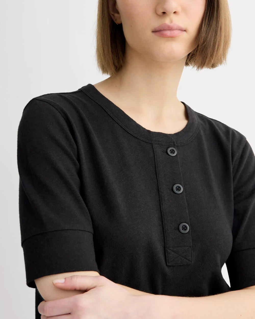 The Henley in Cotton Linen | Black - Image 4