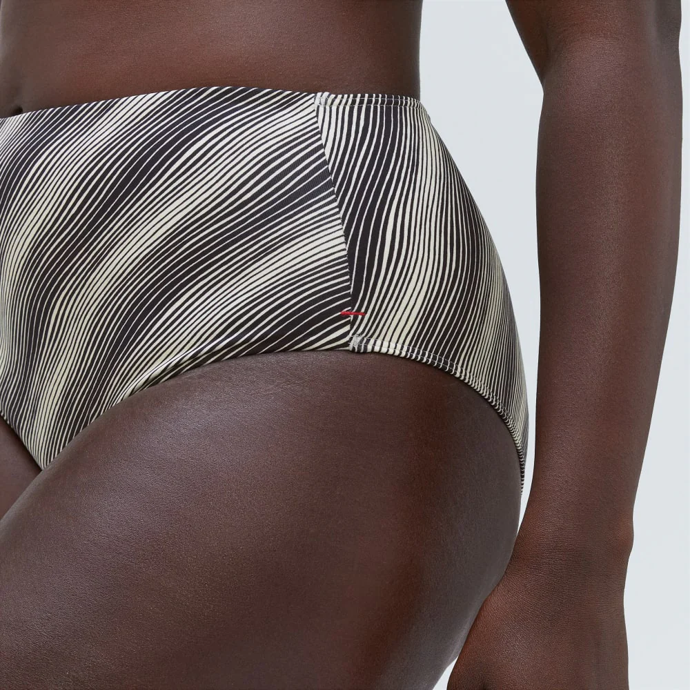 The High-Rise Hipster Bottom |  Black / Canvas - Image 5