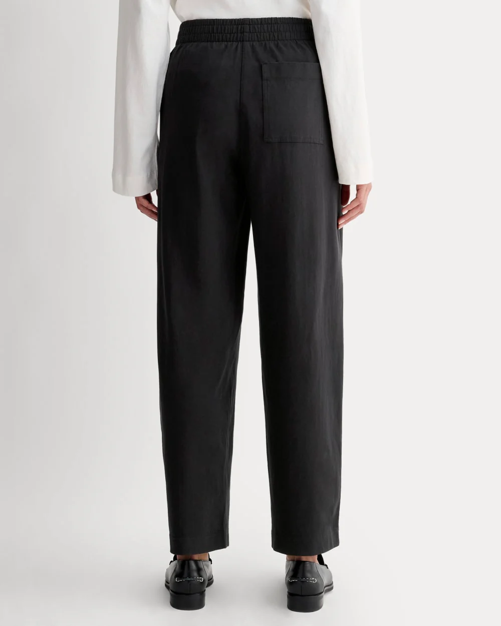 The Off-Duty Barrel Pant | Black - Image 4
