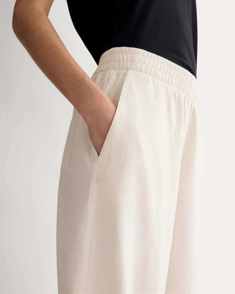 The Off-Duty Barrel Pant | Bone - Image 4