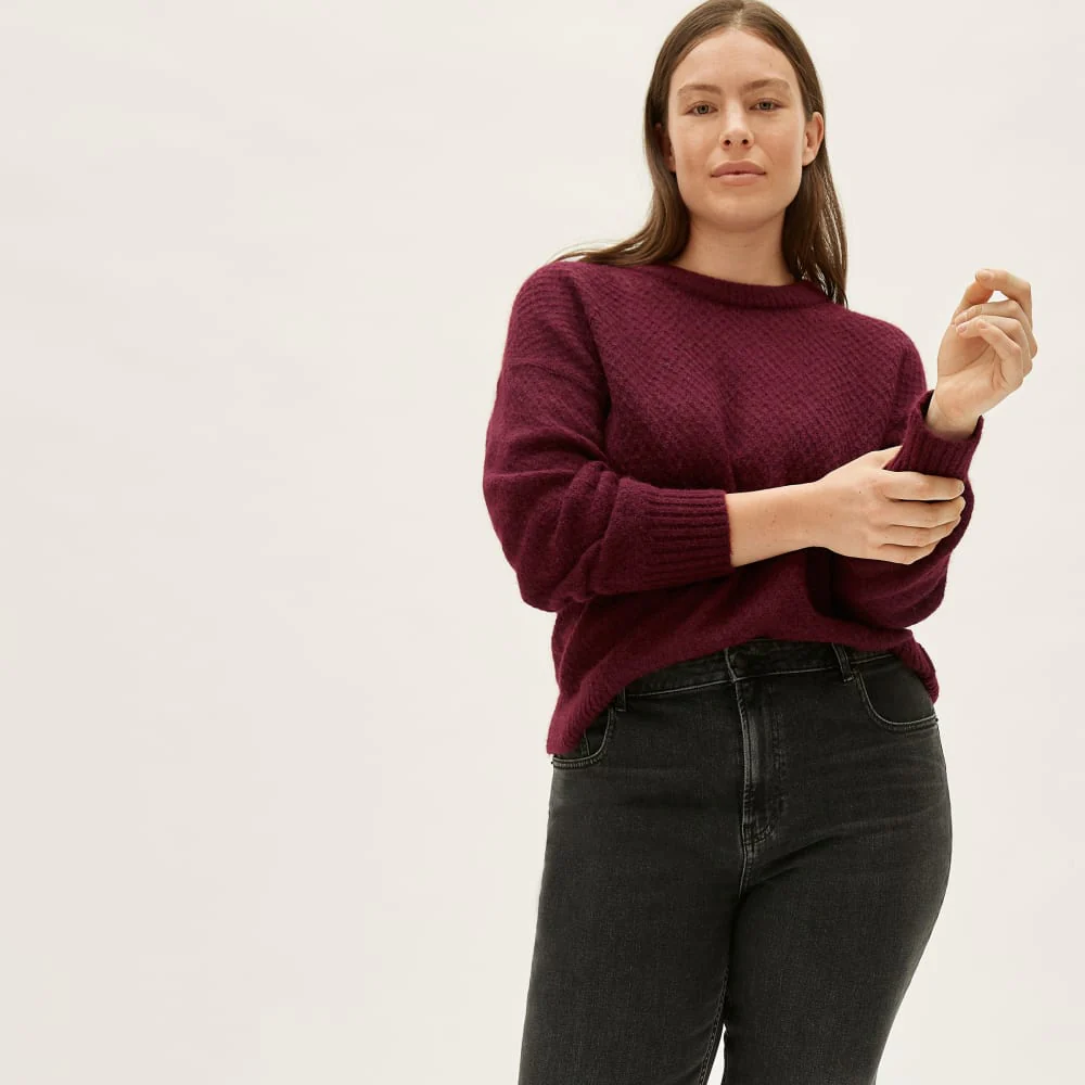 The Cocoon Crew in Alpaca | Oxblood - Image 3