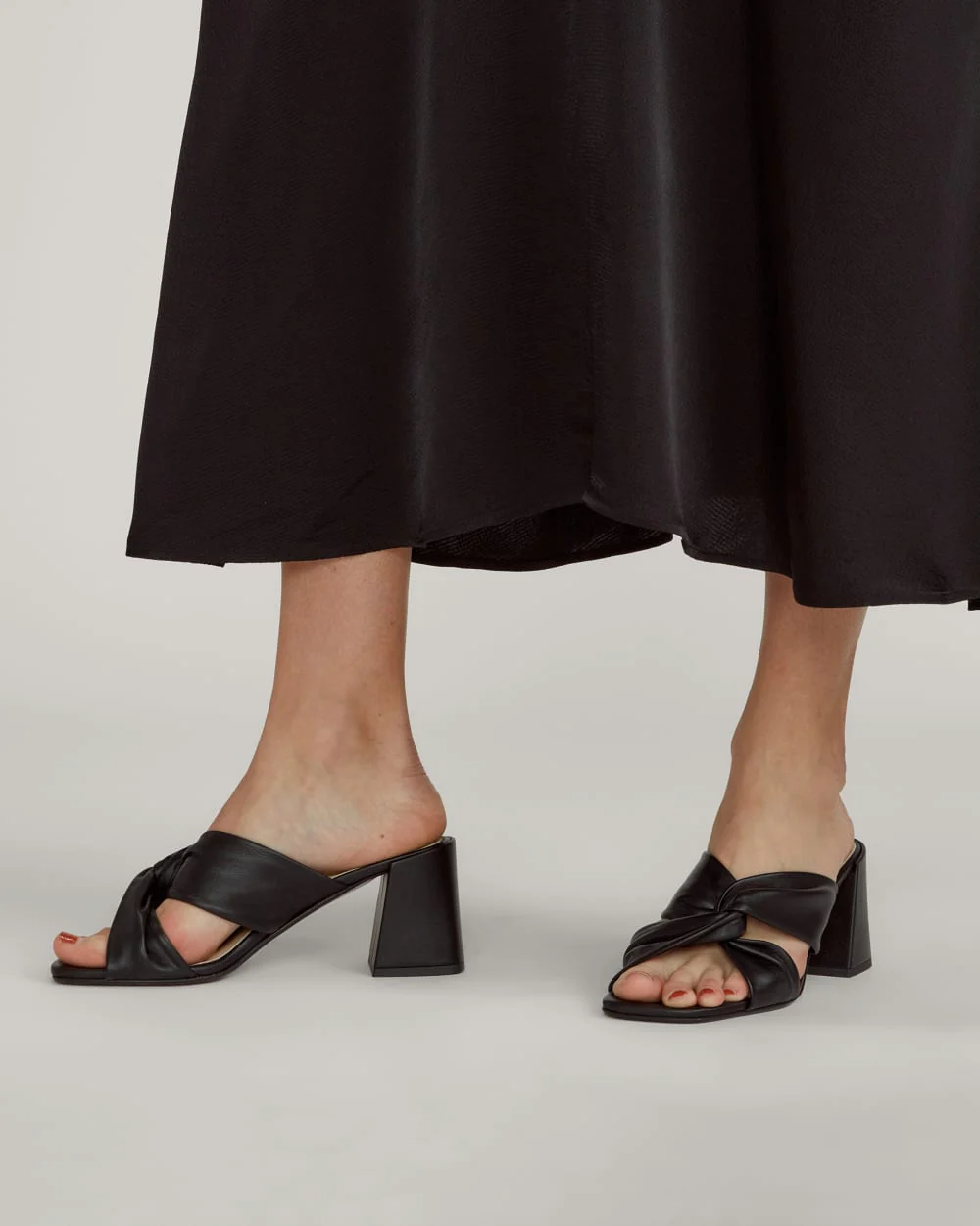 The Day Twist Heel | Black - Image 3