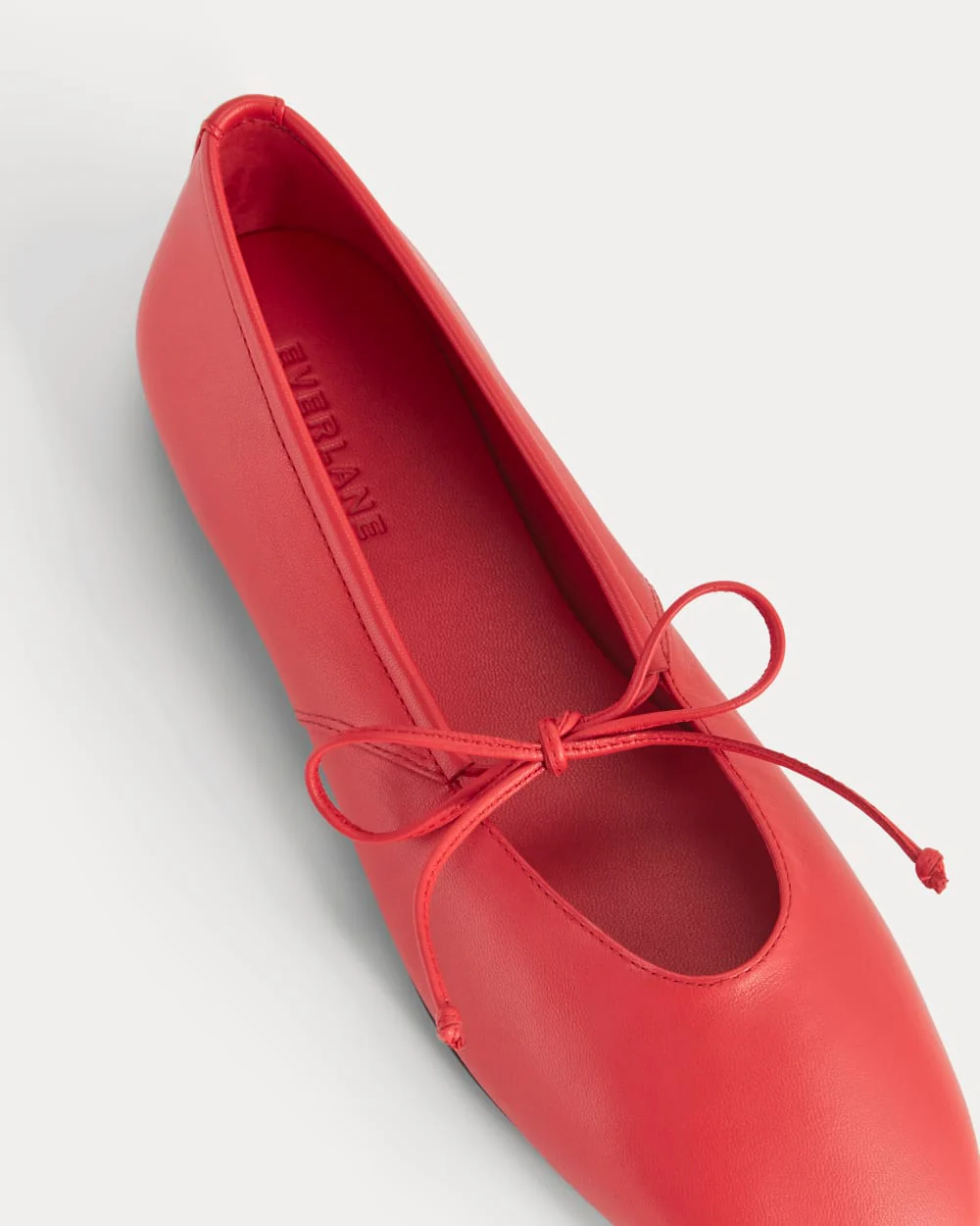 Leather Keyhole Flat | Classic Red - Image 7
