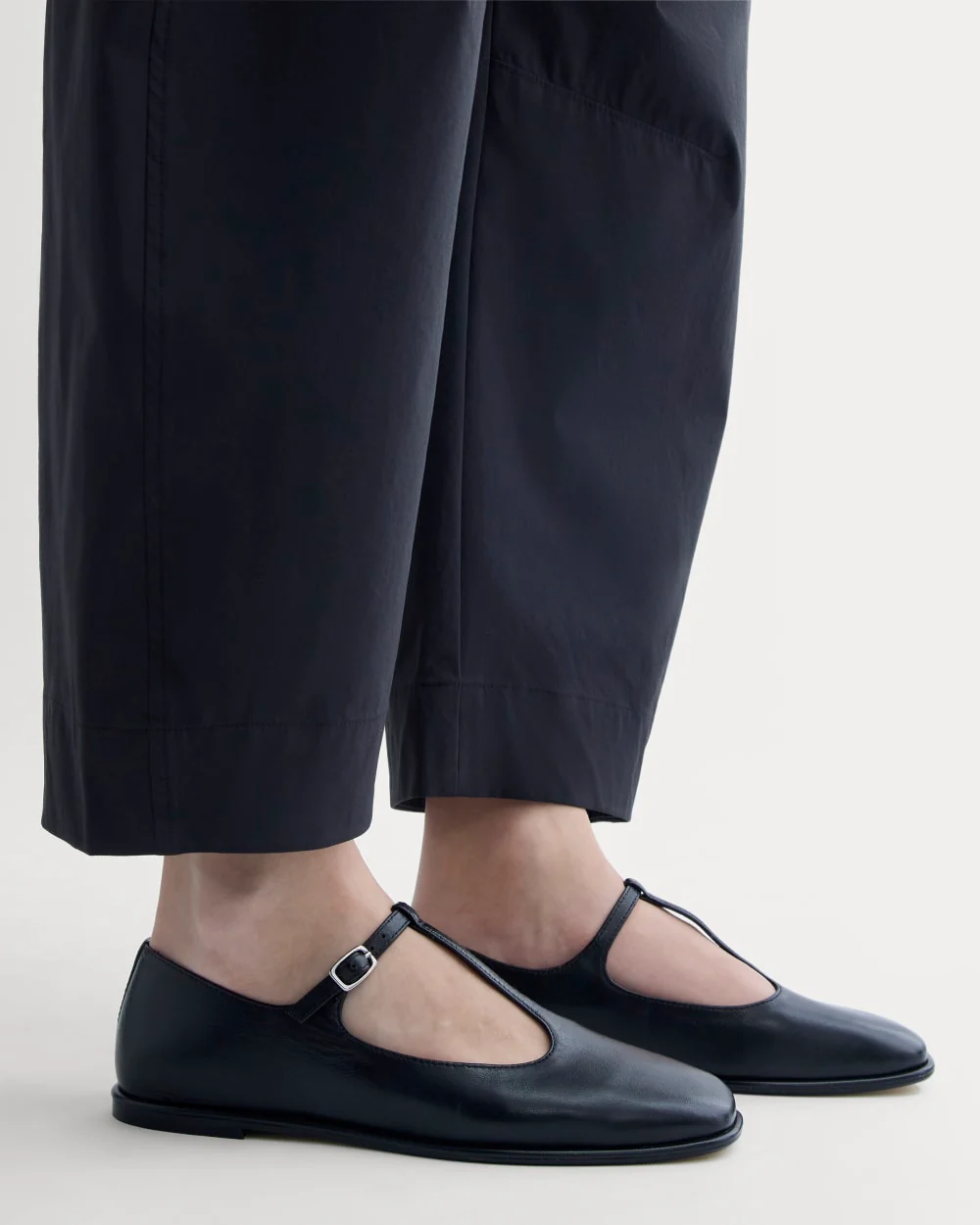 The Leather T-Strap Flat | Black - Image 5