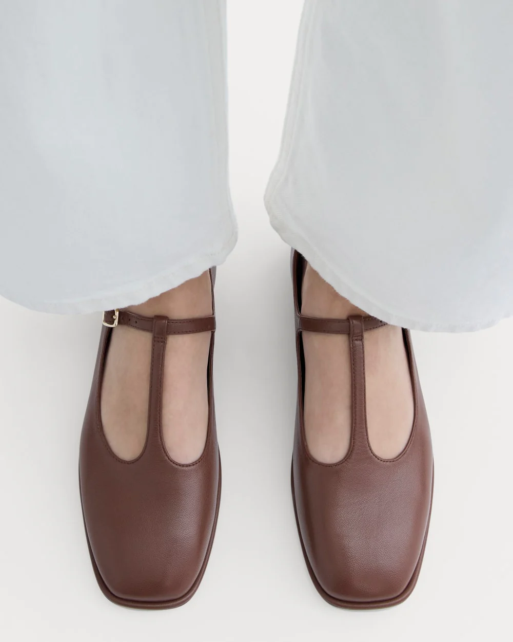 The Leather T-Strap Flat | Rum - Image 4