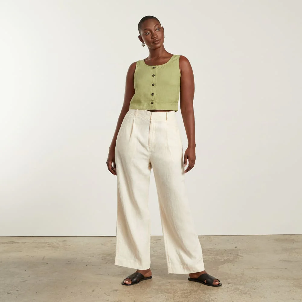 The Linen Button-Front Crop Tank | Leek - Image 4