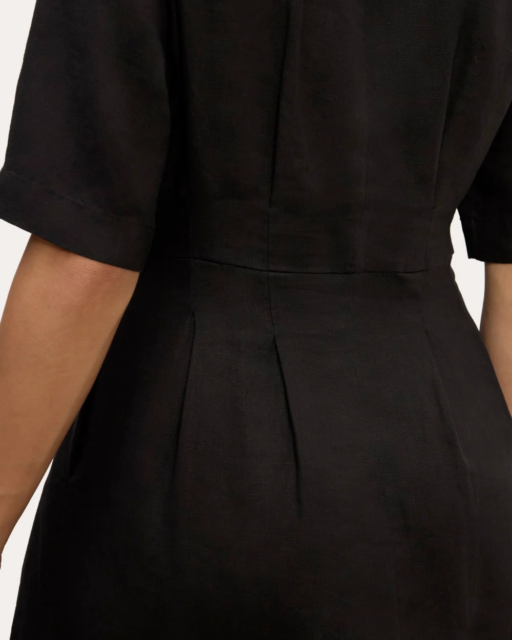 The Frolic Dress in Linen | Black - Image 5