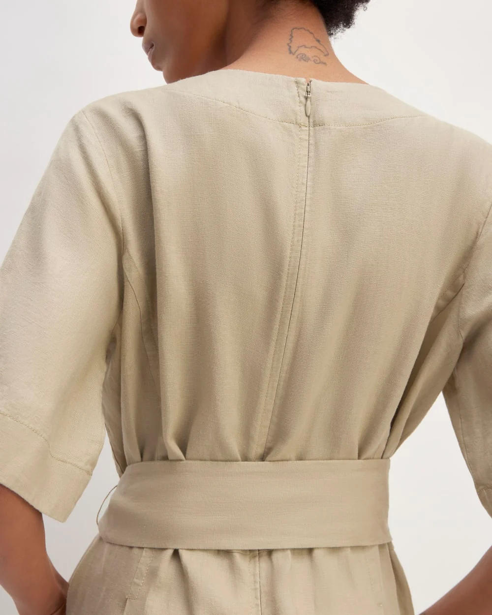 The Wrap Jumpsuit in Linen | Trench Coat Khaki - Image 5
