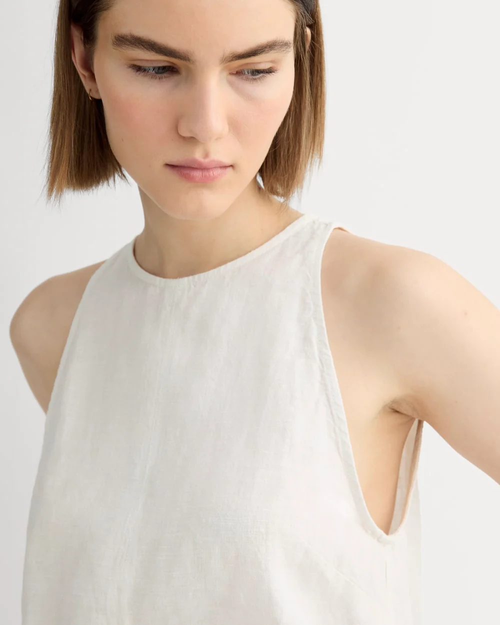 The Linen High-Neck Tank | Natural Chambray - Image 4