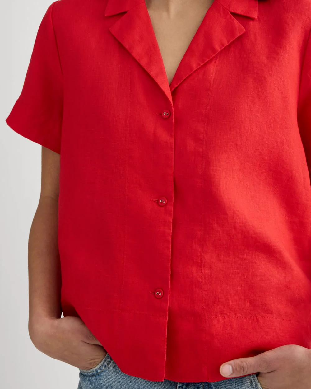 The Notch Shirt in Linen | Classic Red - Image 4