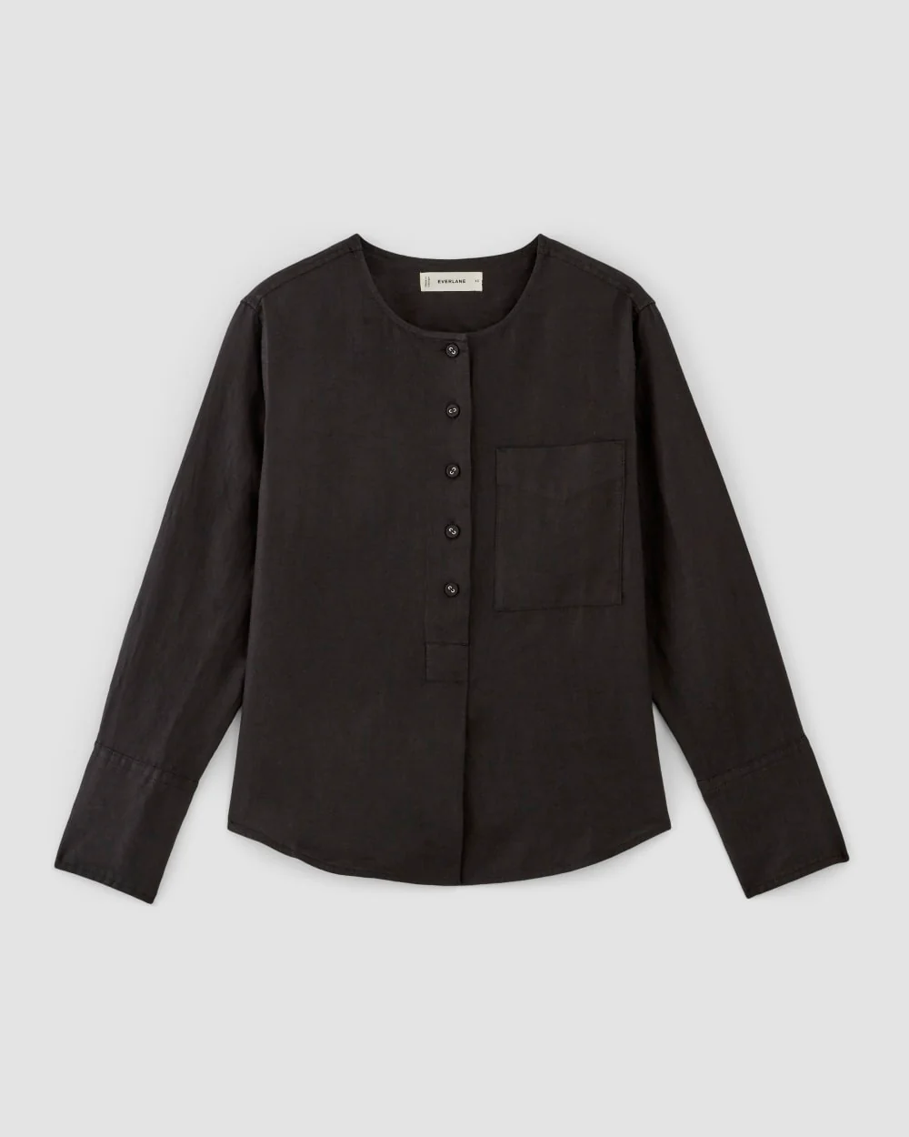 The Popover Shirt in Linen | Black - Image 2