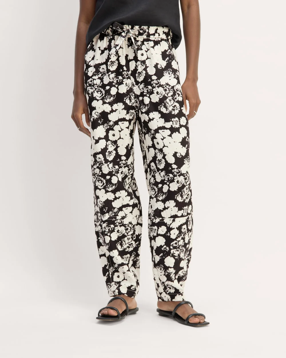 The Linen Pull-On Barrel Pant | Black / Bone Floral - Image 3