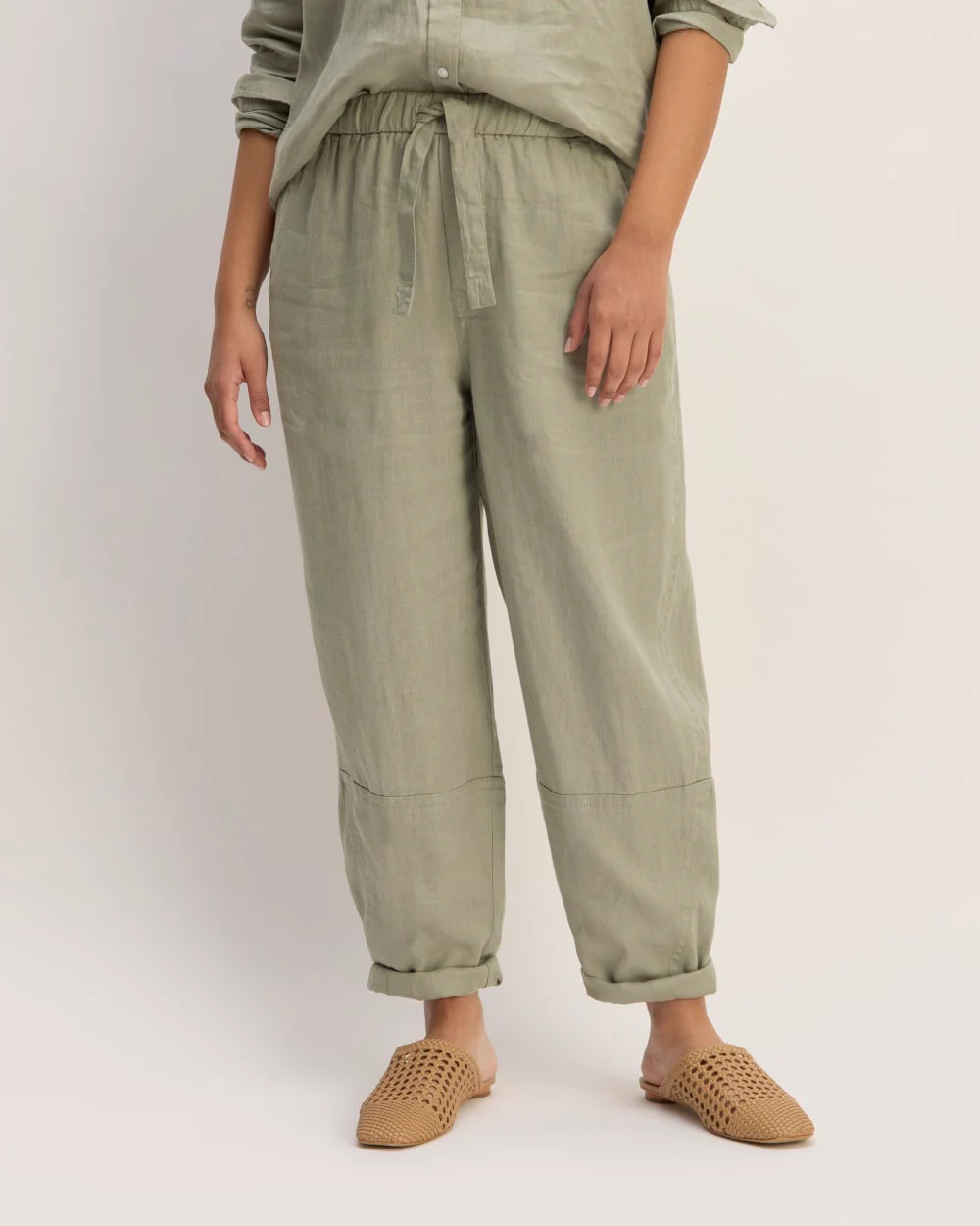 The Linen Pull-On Barrel Pant | Sage Green - Image 3