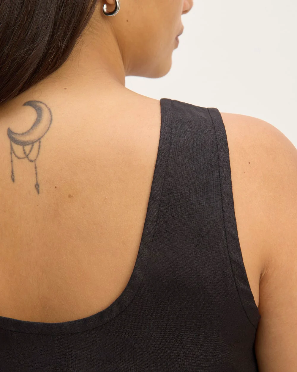 The Scoop Tank in Linen | Black - Image 5