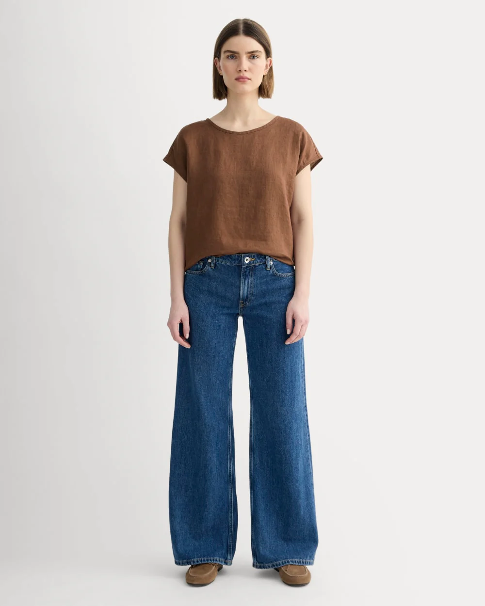 The Muscle Top in Linen | Cedarwood - Image 3