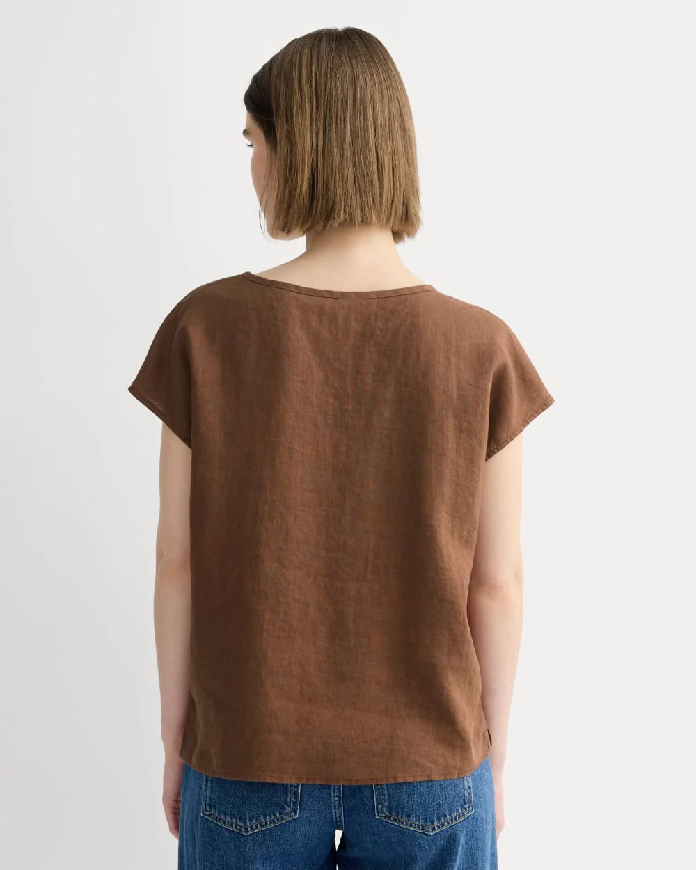 The Muscle Top in Linen | Cedarwood - Image 5