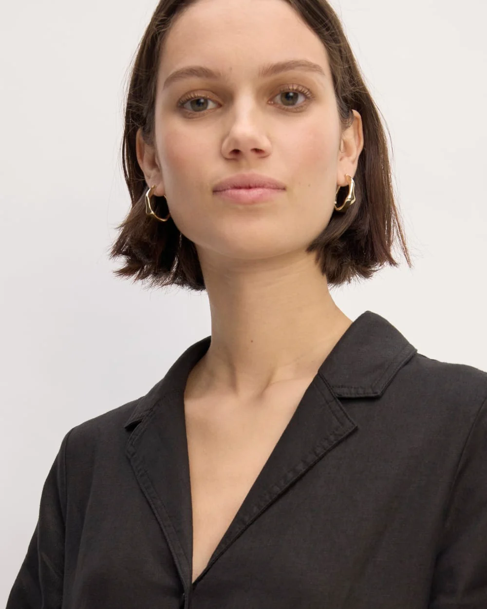 The Shirtdress in Linen | Black - Image 4