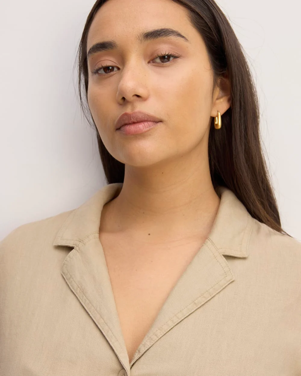 The Shirtdress in Linen | Trench Coat Khaki - Image 4