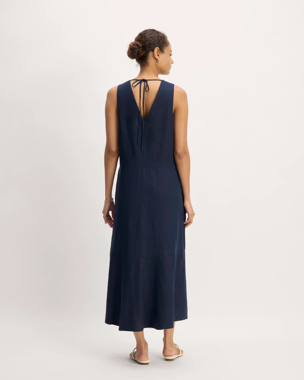 The Linen V-Neck Maxi Dress | Navy - Image 6