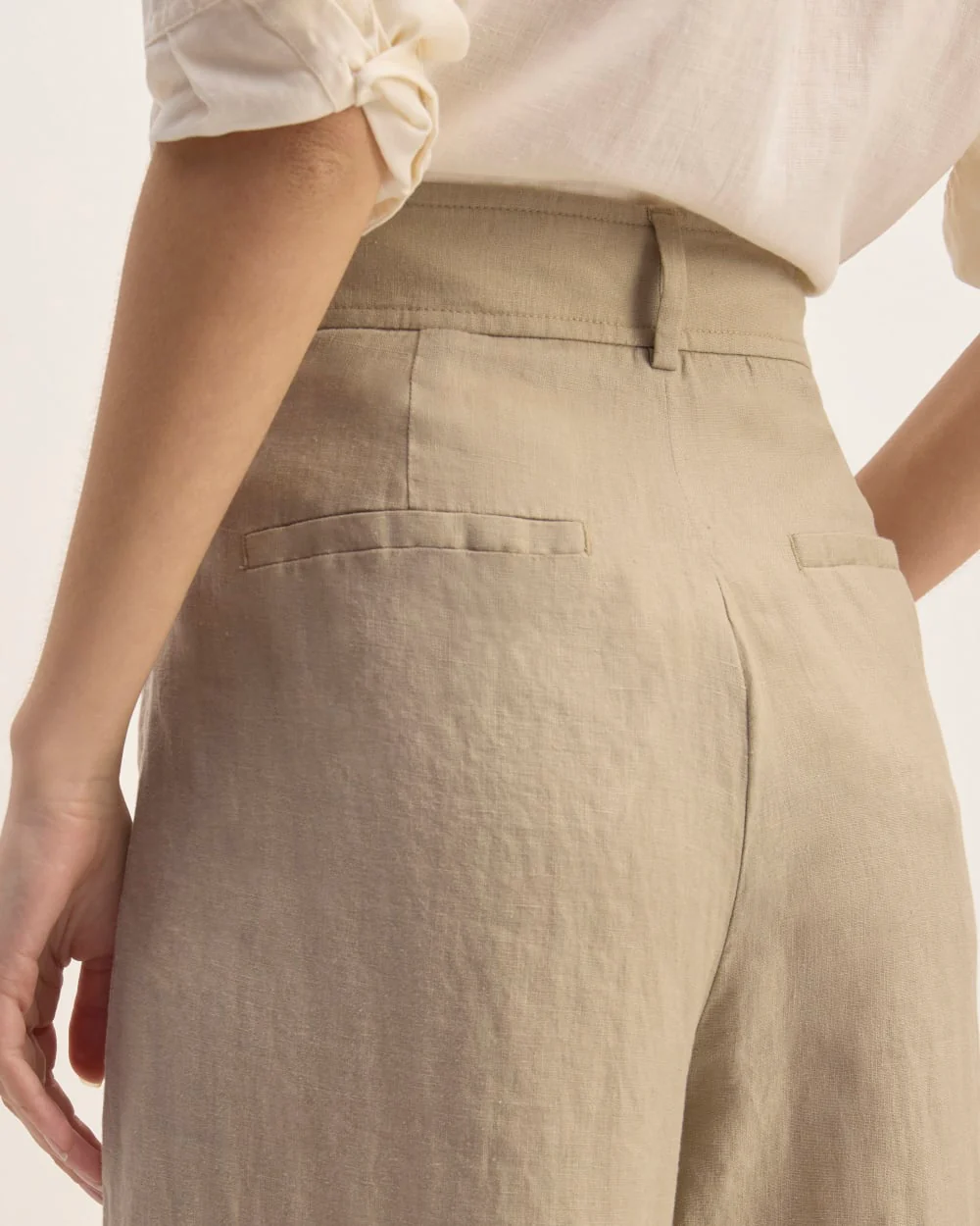 The Linen Way-High® Drape Pant  | Trench Coat Khaki - Image 5