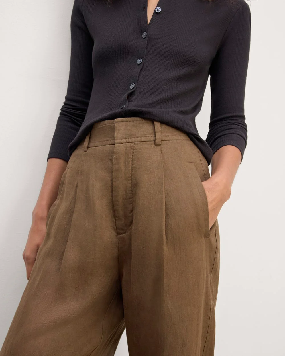 The Linen Way-High® Drape Pant | Cocoa - Image 3