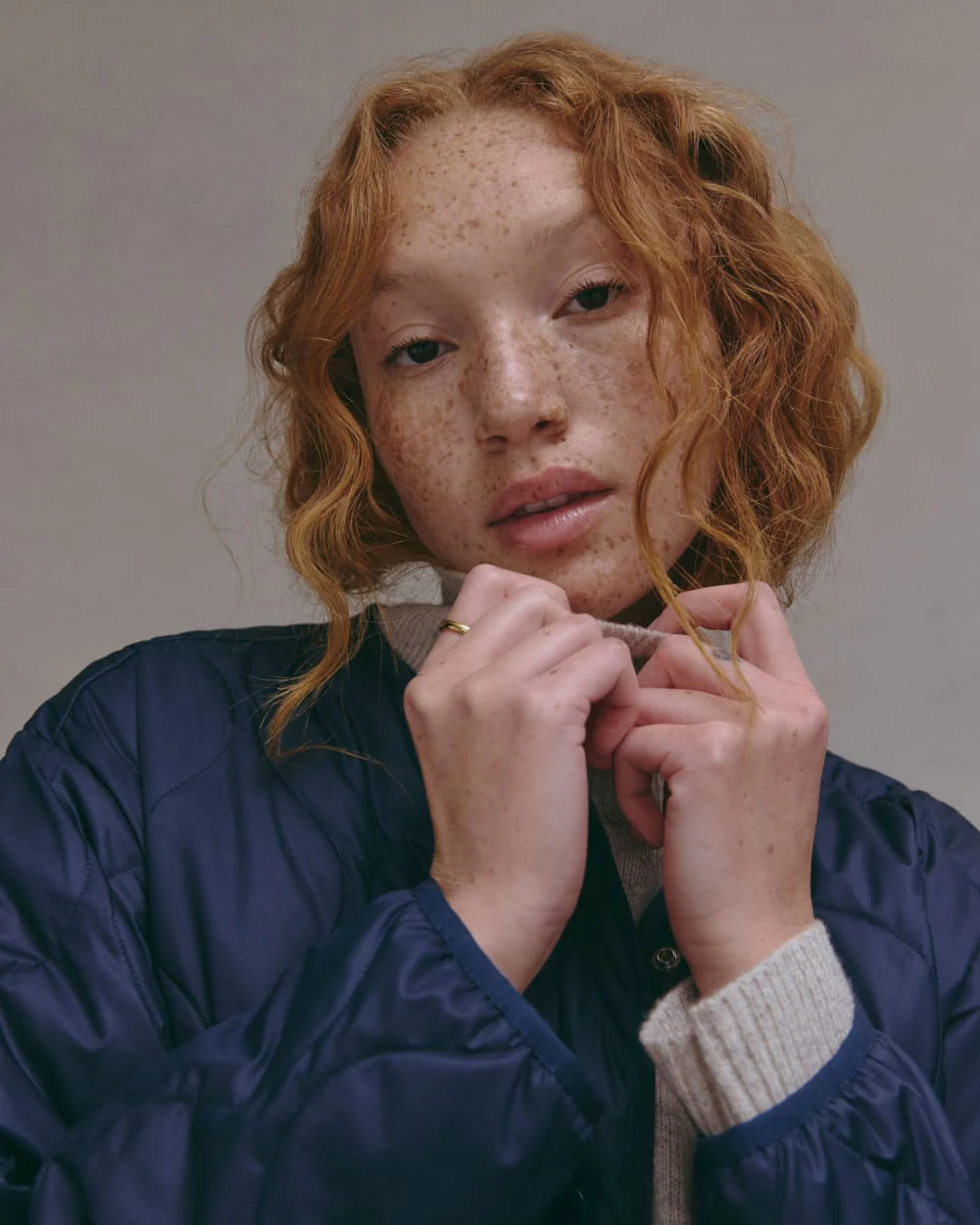The Long Quilted Liner | Navy - Image 7
