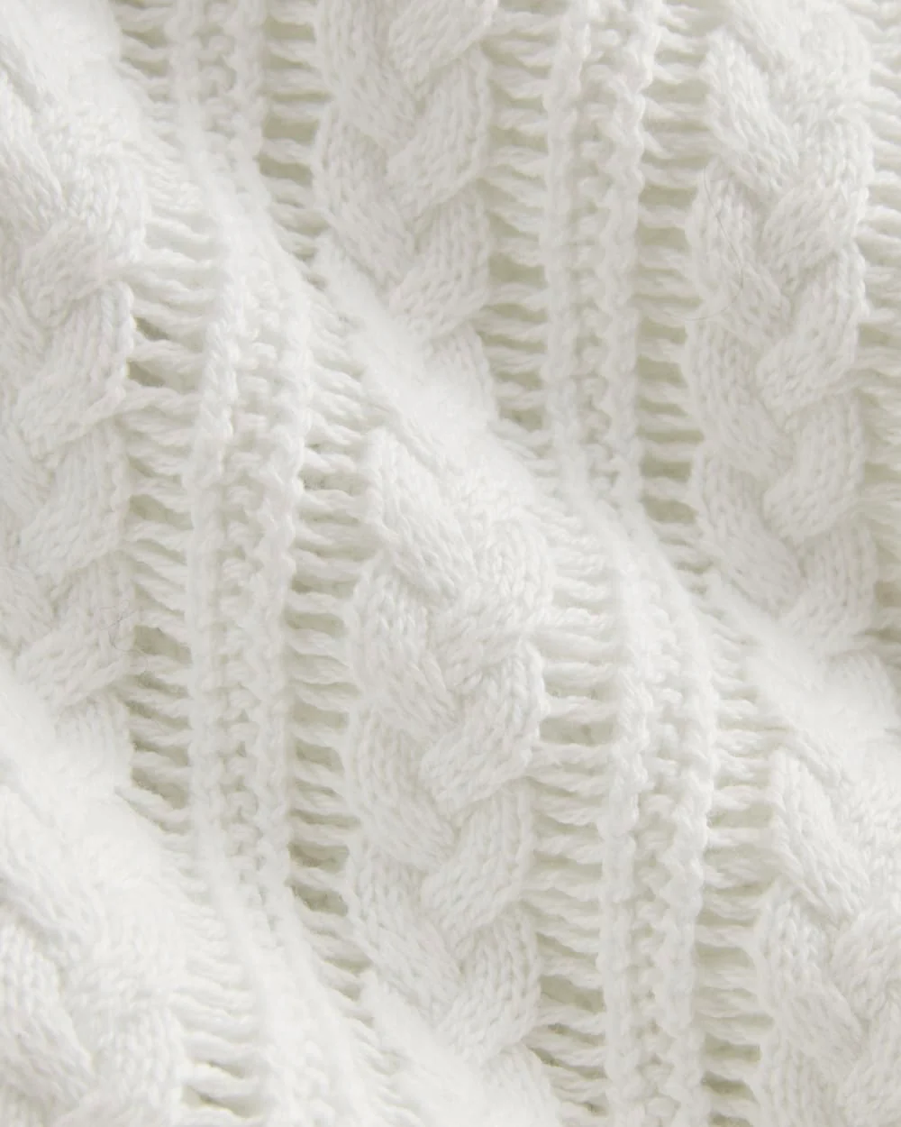 The Mesh Cable V-Neck in Everyday Cotton | White - Image 6