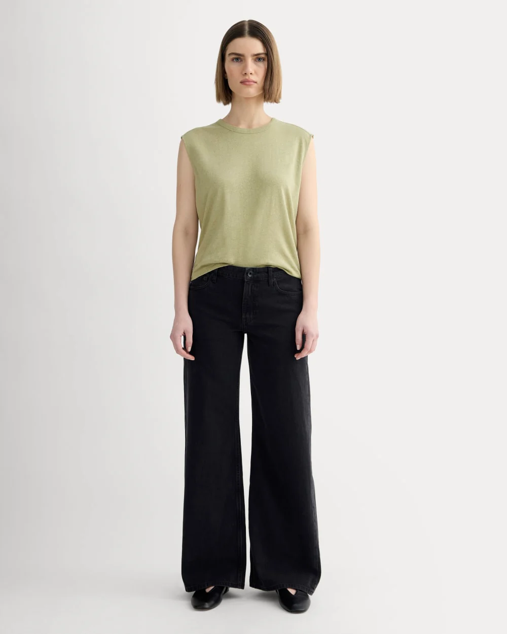 The Muscle Tee in Cotton Linen | Eucalyptus - Image 3