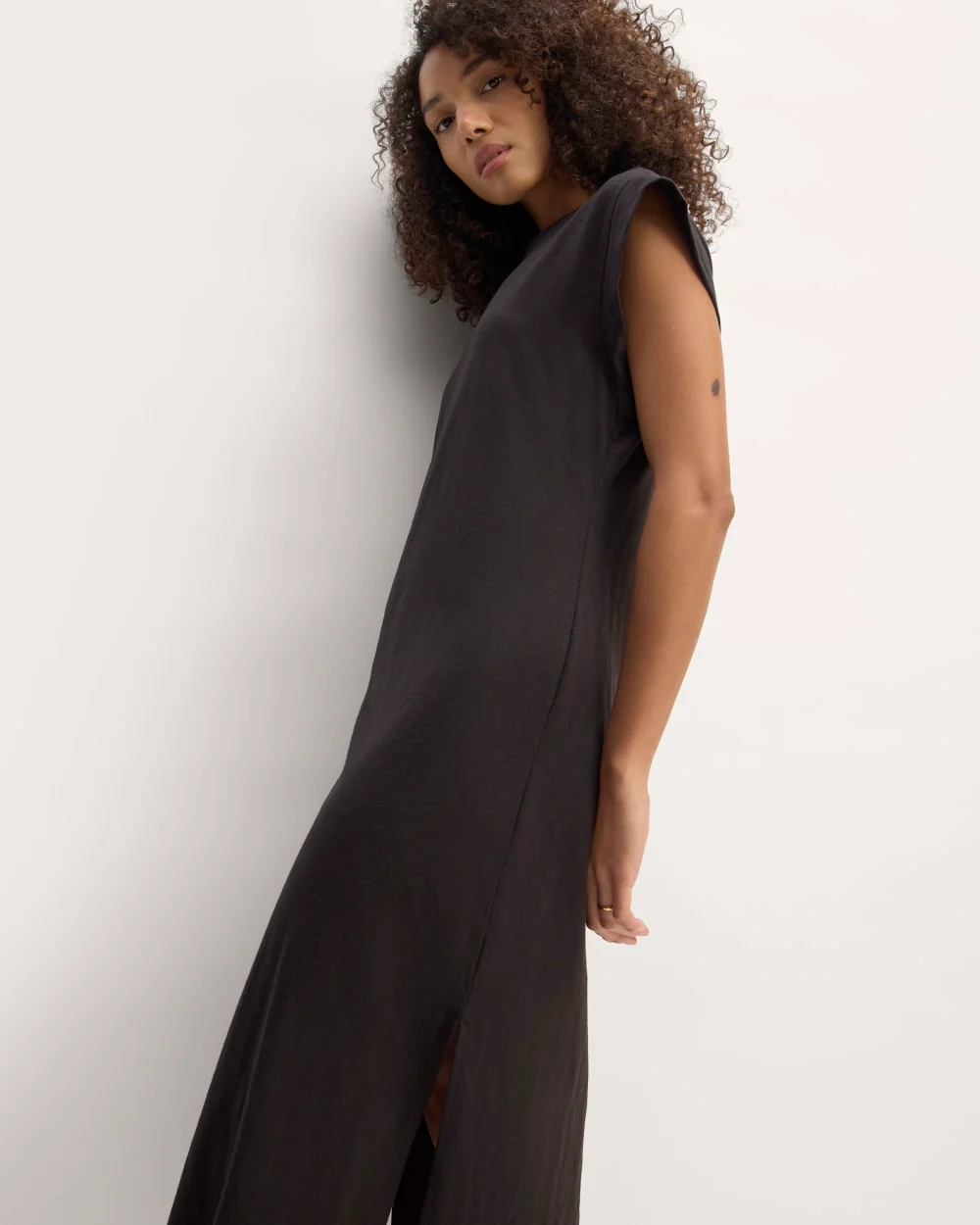 The Muscle Tee Midi Dress | Black - Image 4