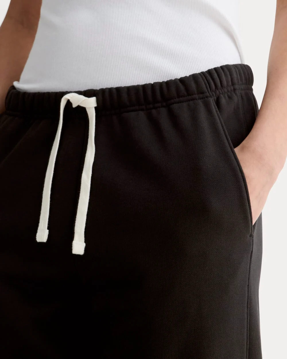 The Off-Duty Jogger | Black - Image 4