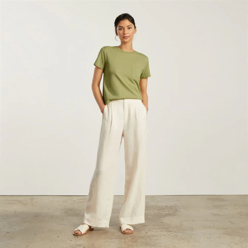 The Box-Cut Tee in Essential Cotton | Leek | Pocket - Image 5