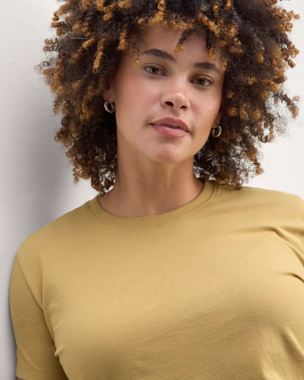 The Box-Cut Tee in Essential Cotton | Golden Oak | No Pocket - Image 3
